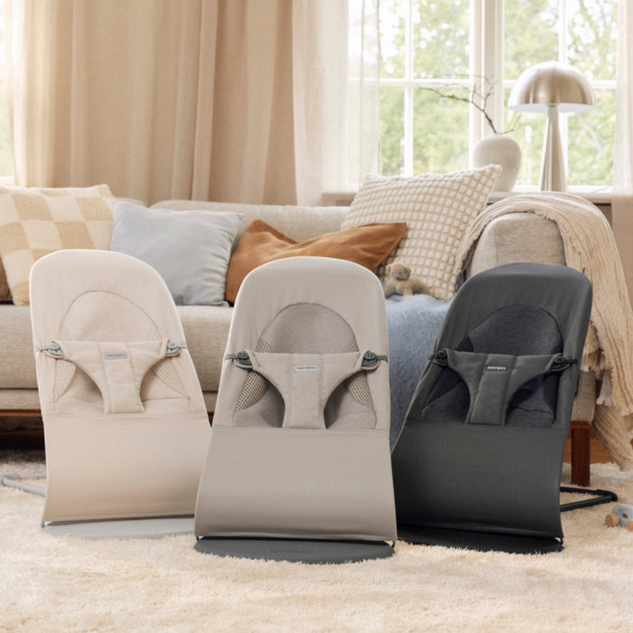 Babybjorn - Wipstoeltje Balance Soft  - Geweven Jersey Tri Fabric Lichtbeige