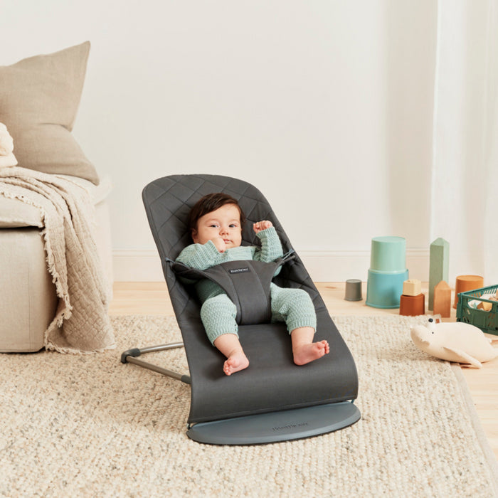 Babybjorn - Wipstoeltje Bliss  - Geweven klassiek quilt Antraciet