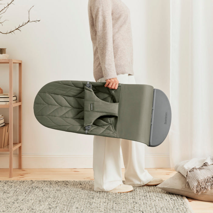 Babybjorn - Wipstoeltje Bliss  - Geweven Kroonblad quilt Donkergroen