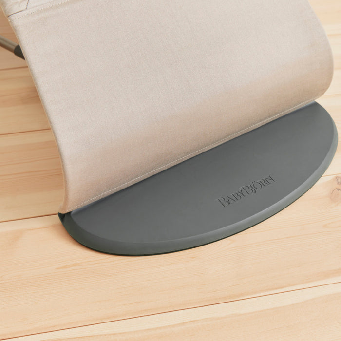 Babybjorn - Wipstoeltje Bliss  - Geweven klassiek quilt Zandgrijs