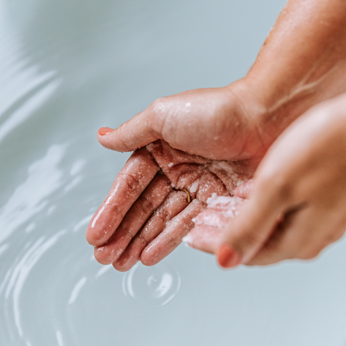 Self - Soft Exfoliating Body Scrub and Bath Oil (200ml)