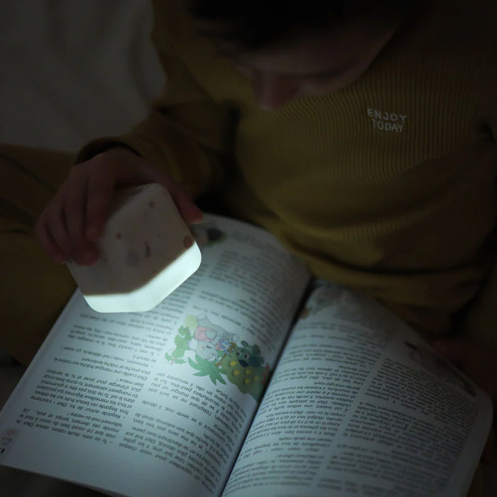 Cloud.b - Cube B - Space