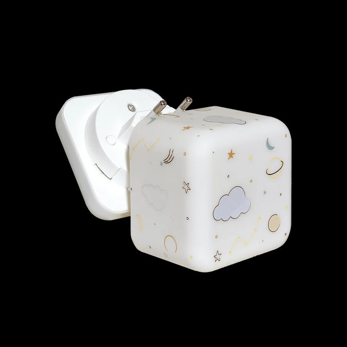 Cloud.b - Cube B - Space