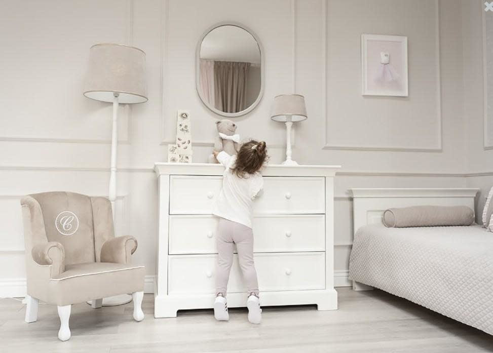 Caramella - Schommelstoel voor kindjes in beige velours