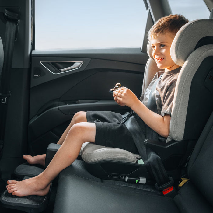 Thule - Palm i-Size hoge rugleuning booster autostoel zwart