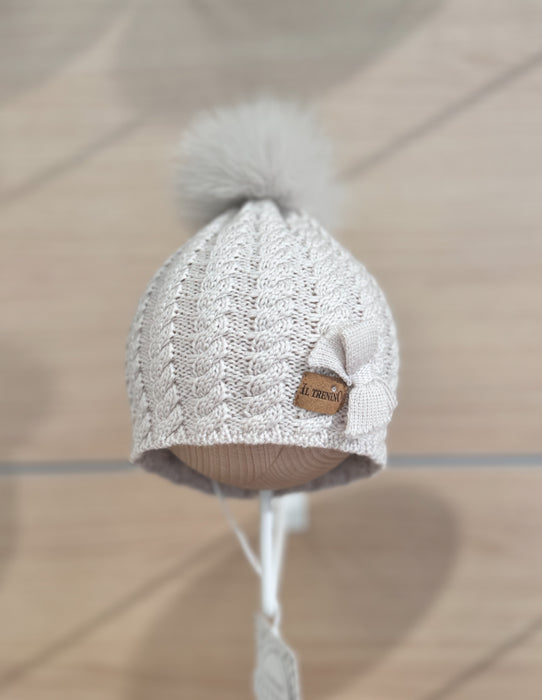 Il Trenino - Muts in wol met pompom beige