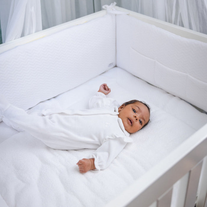 Poetree - Chevron White - Boxomranding