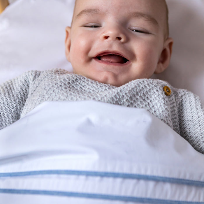 Poetree - Chevron Denim Blue - Wieg laken (80x100cm)