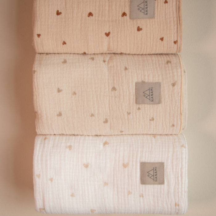 Nanami - Swaddle 100 x 135 cm - Hearts off-white - Beige