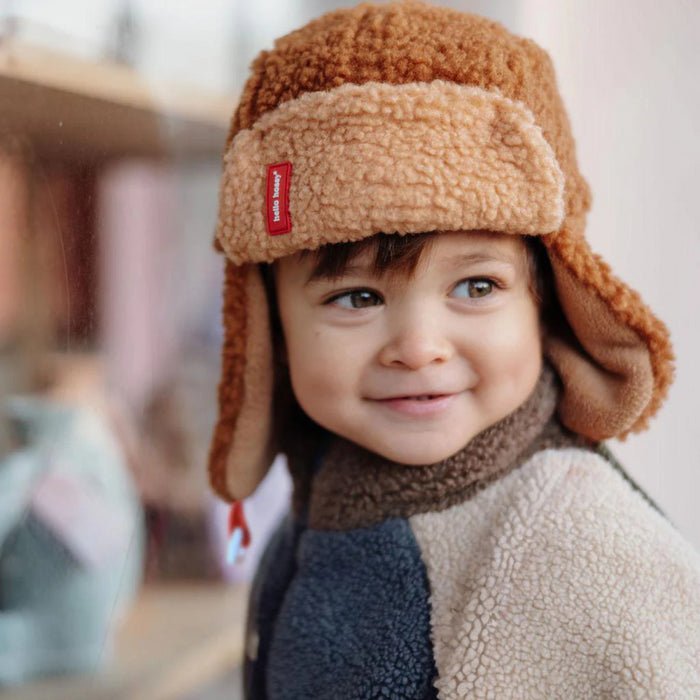 Hello Hossy - Chapka Cozy Sven