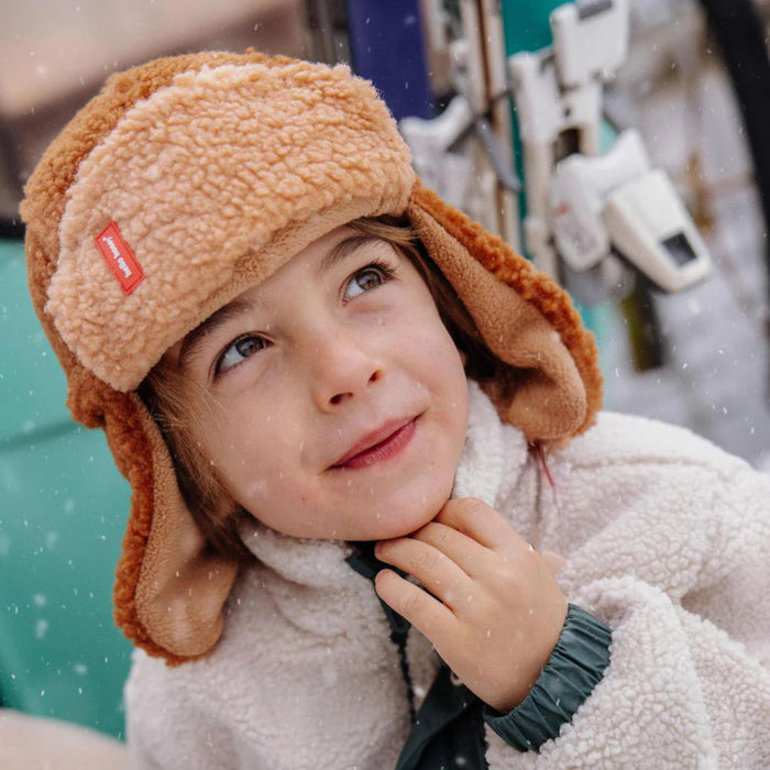 Hello Hossy - Chapka Cozy Sven