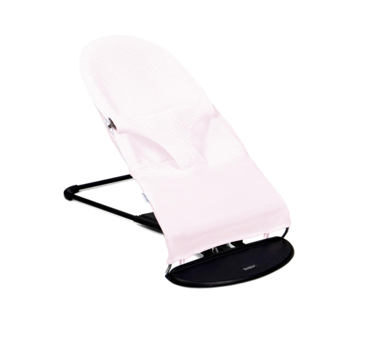 Poetree - Chevron Light Pink - Beschermhoes voor BabyBjörn wipstoel