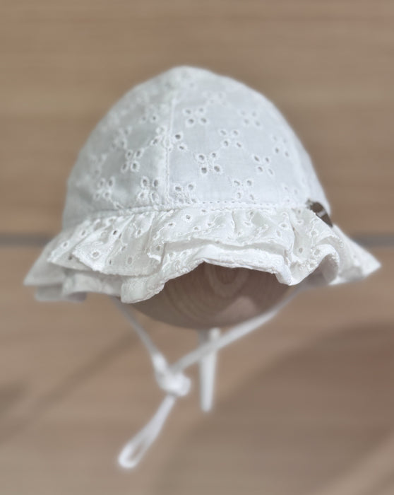 Il Trenino - Zonnehoedje in witte broderie