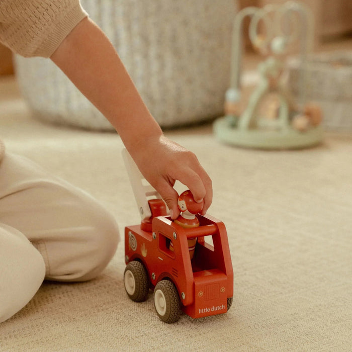 Little Dutch - Brandweerwagen met pegdoll FSC