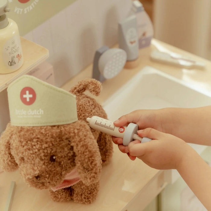 Little Dutch - Knuffelhond Jackie in tas – Roze – Essentials