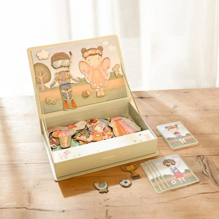 Little Dutch - Magnetic play board - Dress­Up Jim & Rosa