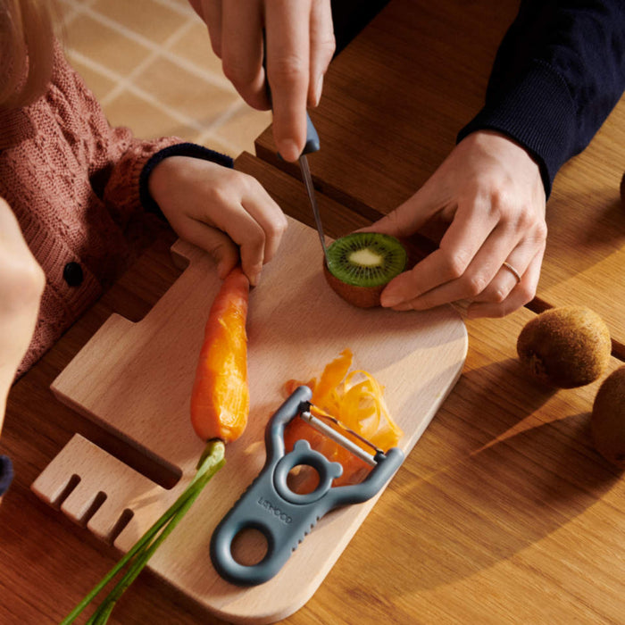 Liewood - Pertense Peeler & Knife Set - Whale blue
