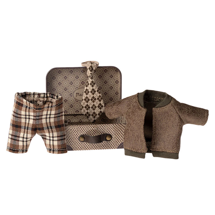 Maileg - Jacket, pants and tie in suitcase