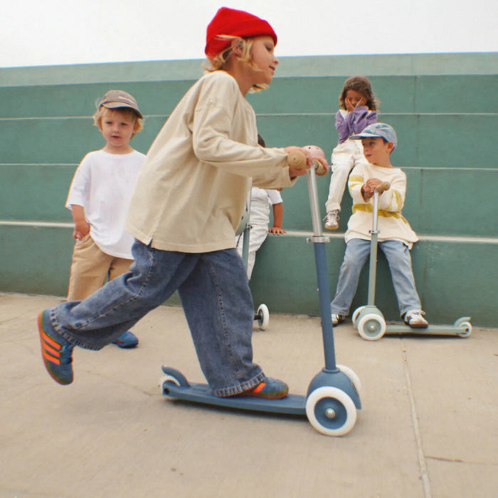 Banwood - Ecoscooter - Deep sea