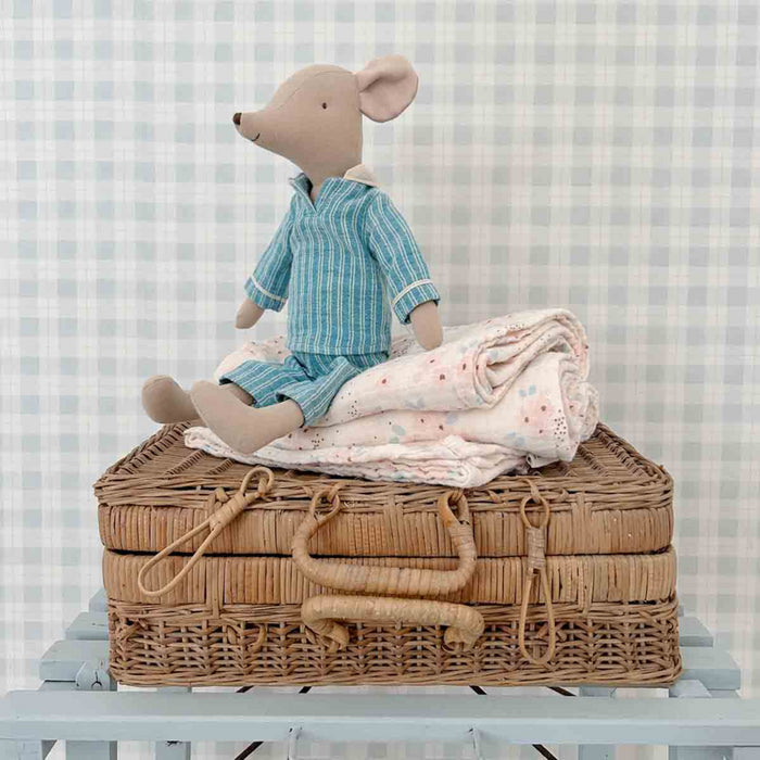 Rose in April - Bianca swaddle May  (70x70cm)