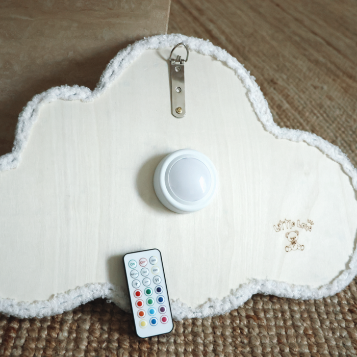 Little Loua - Bouclé Cloud wall deco Big (47cm) - With LED light, White
