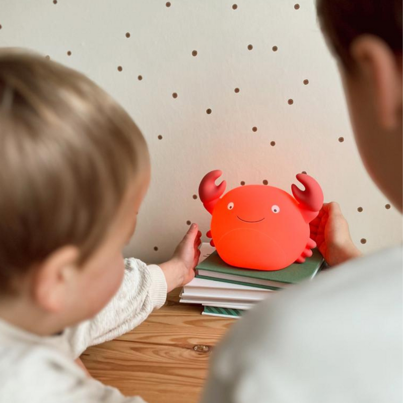 Atelier Pierre - Theo krab KORAAL LED LICHTJE, USB recharge