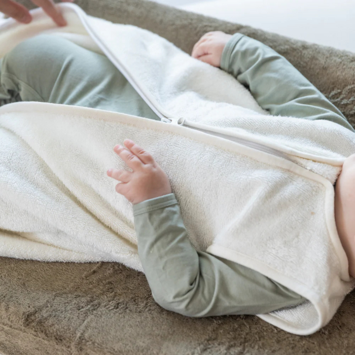 Timboo - MULTI-SEASON SLEEPING BAG 90cm (TOG 0.5 & 1.0) - DAISY WHITE