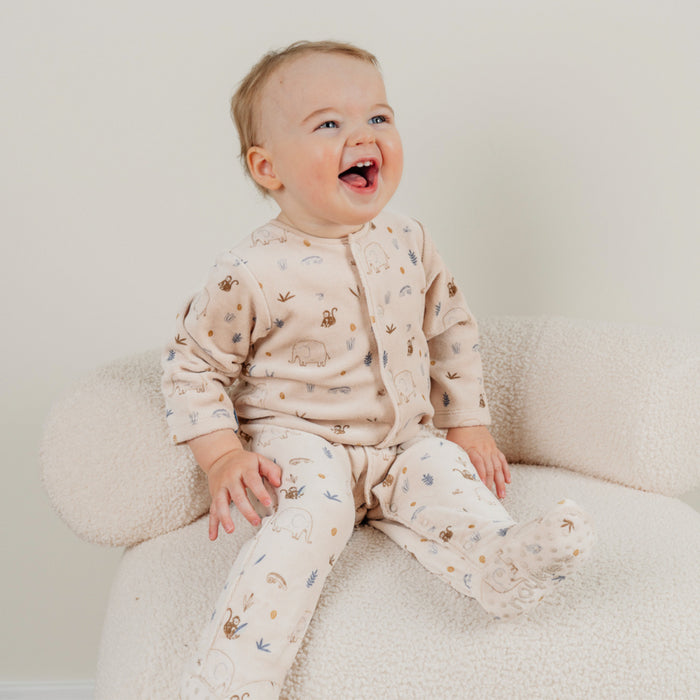 Noukies - Babypyjama met junglemotief in fluweel