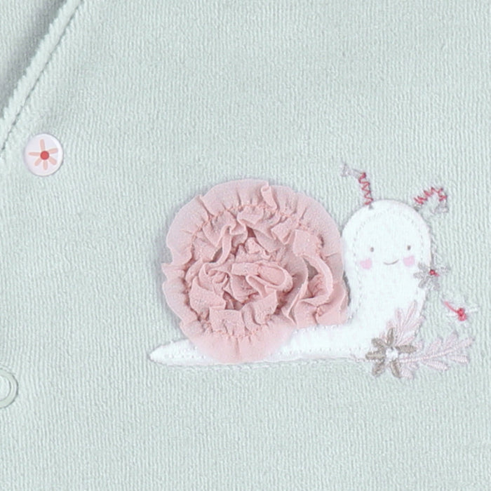 Noukies - Baby pyjama van groene velours met slakkenborduursel